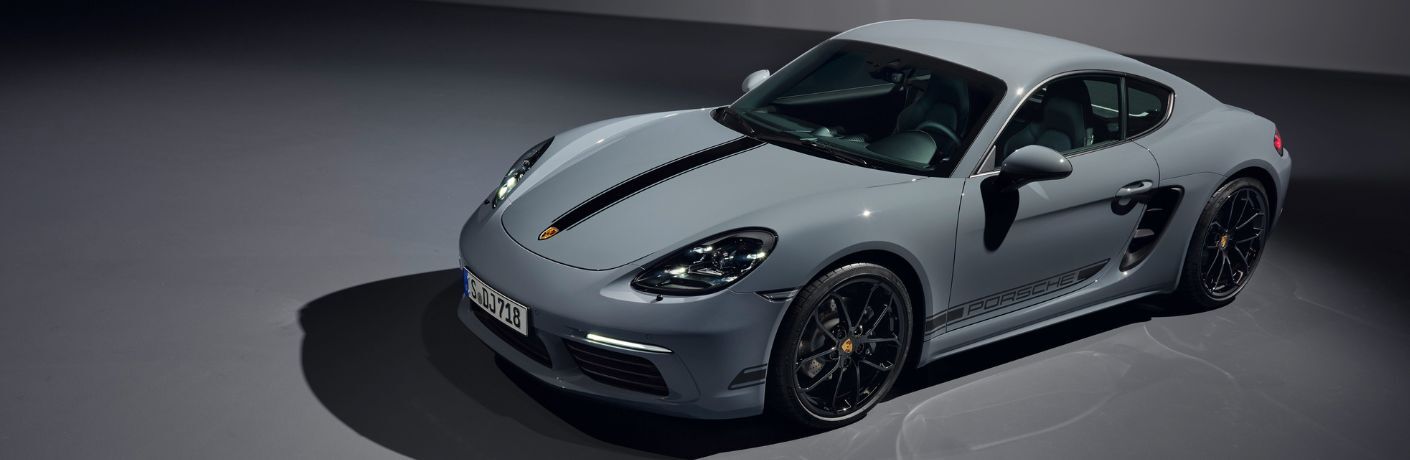 Angled sideview of the 2023 Porsche 718 Cayman Style Edition