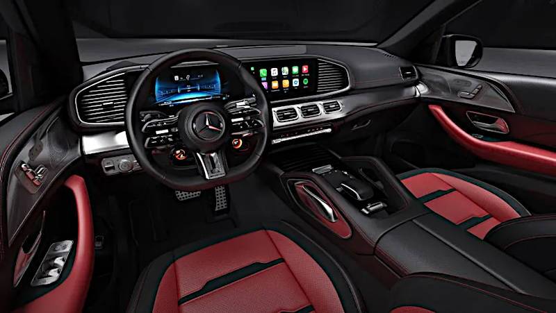 The cockpit in the 2025 Mercedes-Benz AMG® GLE 53 4MATIC+ SUV