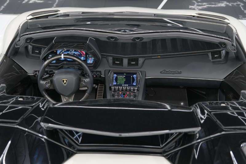 A cockpit view of the 2020 Lamborghini Aventador SVJ