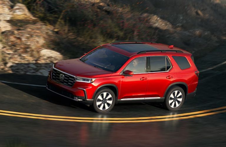 2025 Honda Pilot vs. 2025 Subaru Ascent