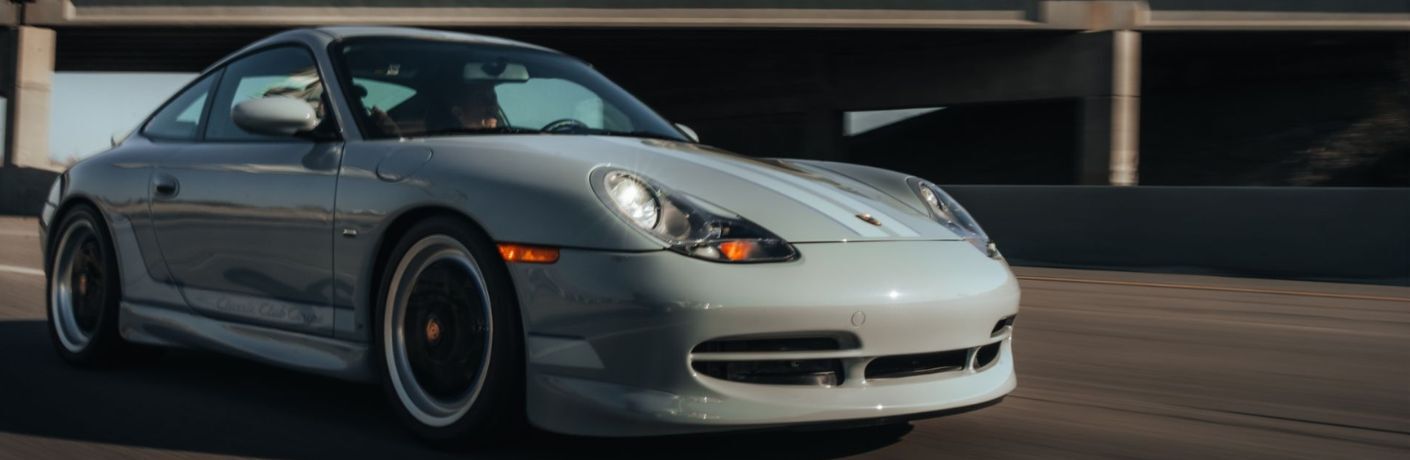 Side view of the Porsche 911 Classic Club Coupe on road