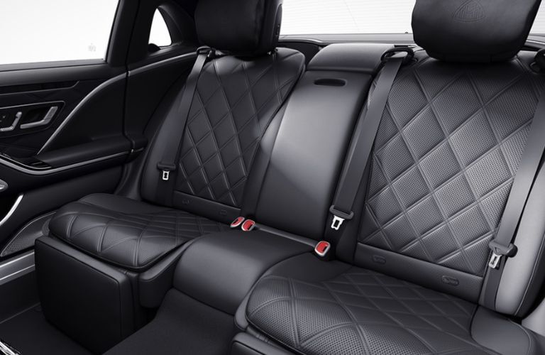 2022 Mercedes-Maybach S 580 4MATIC rear seats