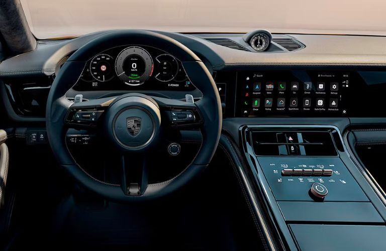 dashboard of the 2025 Porsche Panamera Turbo E-Hybrid