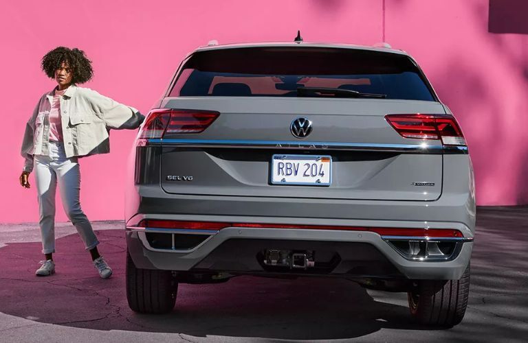 2023 Volkswagen Atlas Cross Sport back view