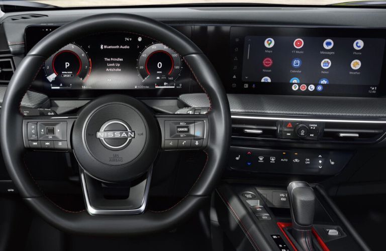 2025 Nissan Kicks steering and dashboard