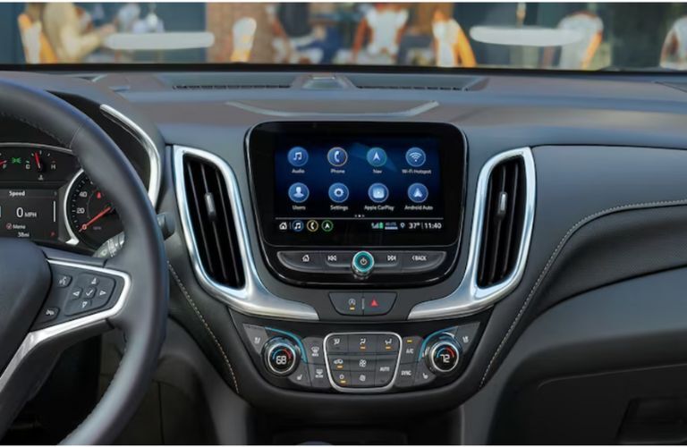 2024 Chevrolet Equinox interior steering and dashboard