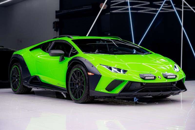 A front exterior view of the 2023 Lamborghini Huracan Sterrato