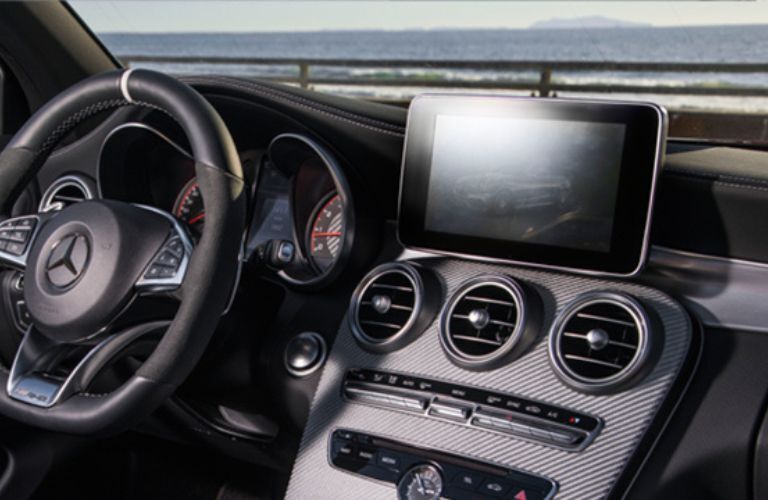 2024 Mercedes-Benz GLC cabin view