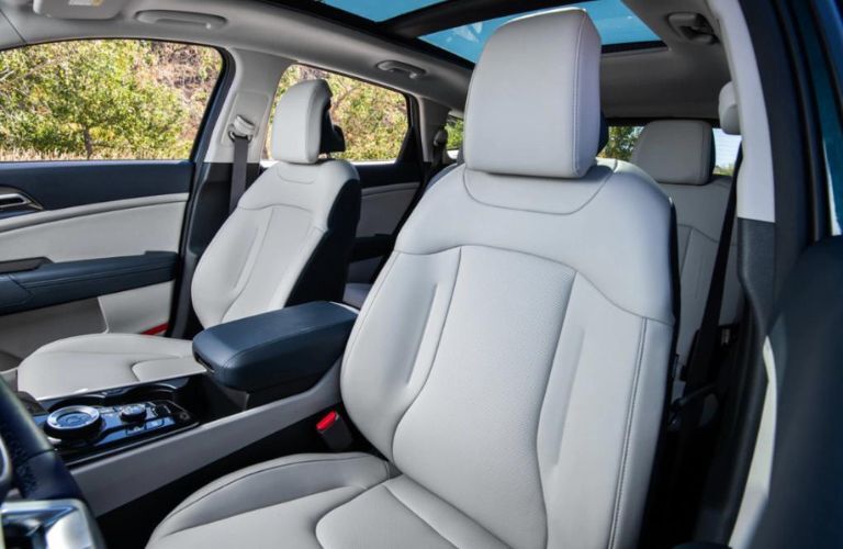 2023 Kia Sportage Hybrid seats