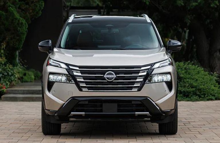 2025 Nissan Rogue front view
