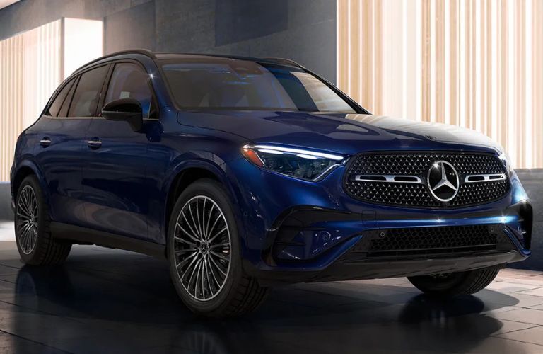diagonal front view image of the 2025 Mercedes-Benz GLC 300 4MATIC®