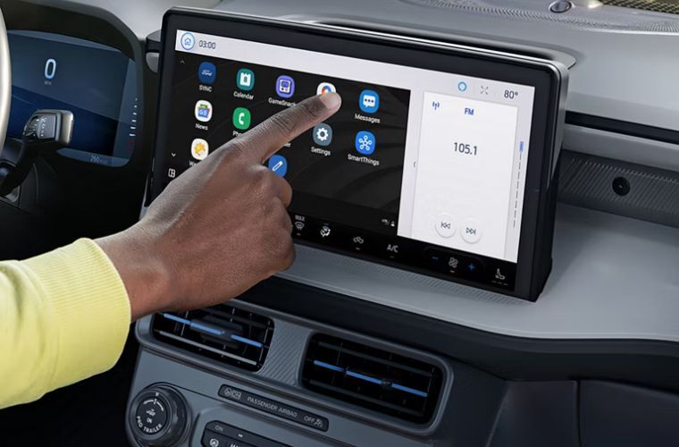 2026 Ford Maverick XL touchscreen display