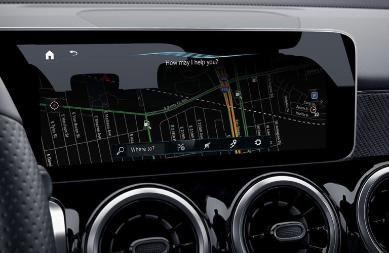 Display of the 2022 Mercedes-Benz GLB