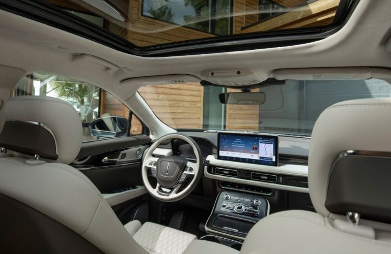 Lincoln Luxury Vehicle Interior