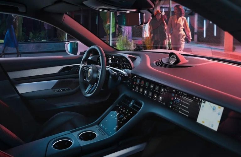 Dashboard of the 2023 Porsche Taycan