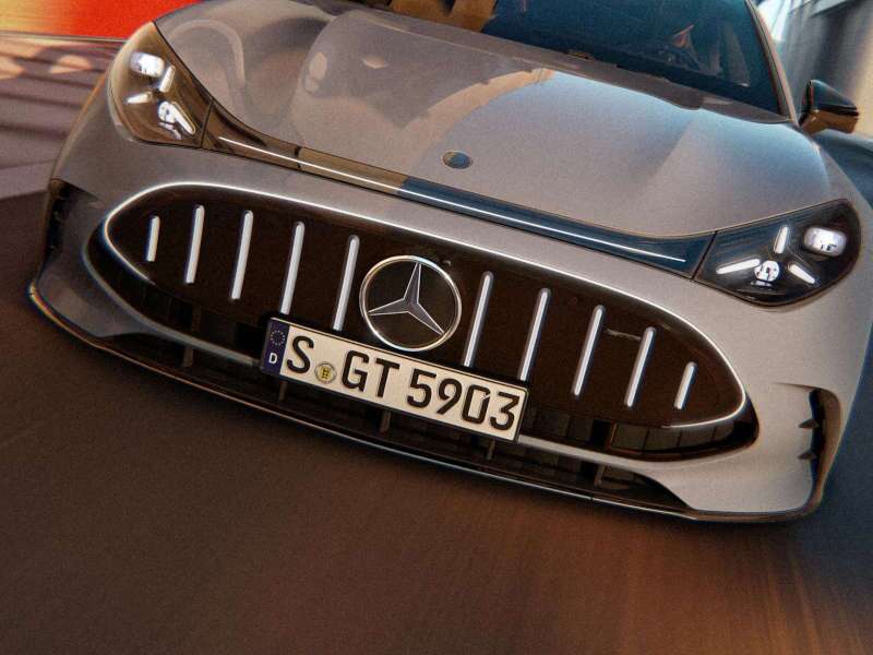 The AMG Aerokinetics front spoiler on an AMG GT