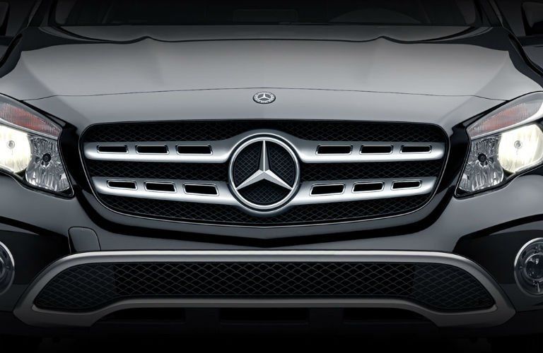 2018 Mercedes-Benz GLA 250 front grille