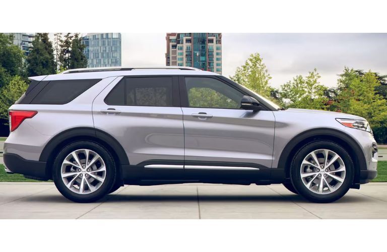 2024 Ford Explorer Iconic Silver