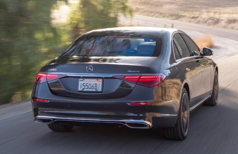 2021 Mercedes-Benz S 580 4MATIC Sedan driving away