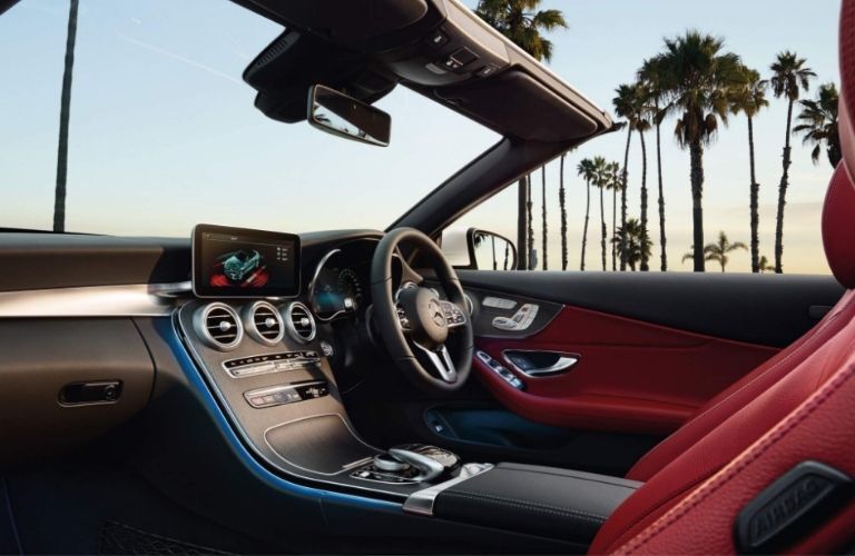 2021-C-Class-Cabriolet-interior
