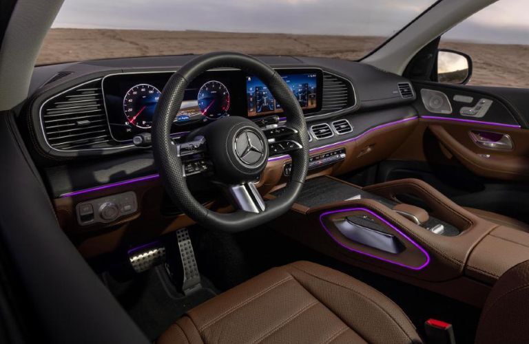 Dashboard view of the 2024 Mercedes-Benz GLS 450
