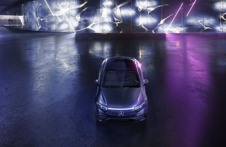 Top angle view of the 2023 Mercedes-Benz EQS 580 4MATIC® Sedan
