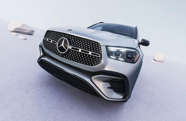 a close-up front-end logo image of the 2024 Mercedes-Benz GLE 350 4MATIC SUV