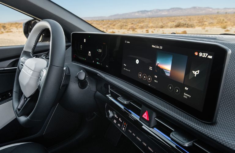 2025 Kia EV6 steering wheel side view