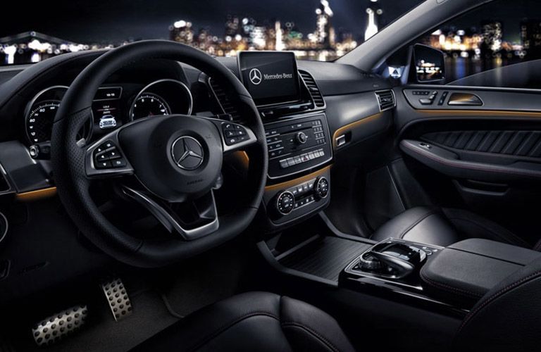 Steering wheel in the 2016 Mercedes-Benz GLE-Class