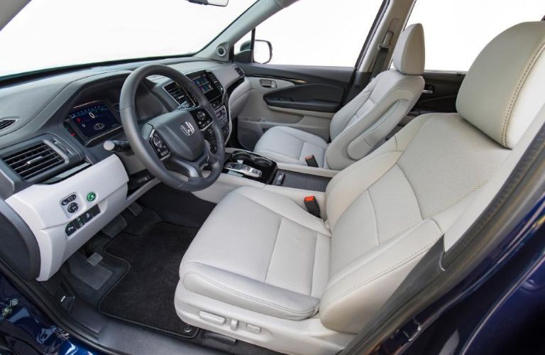 Dashboard and seats of the 2021 Honda Pilot