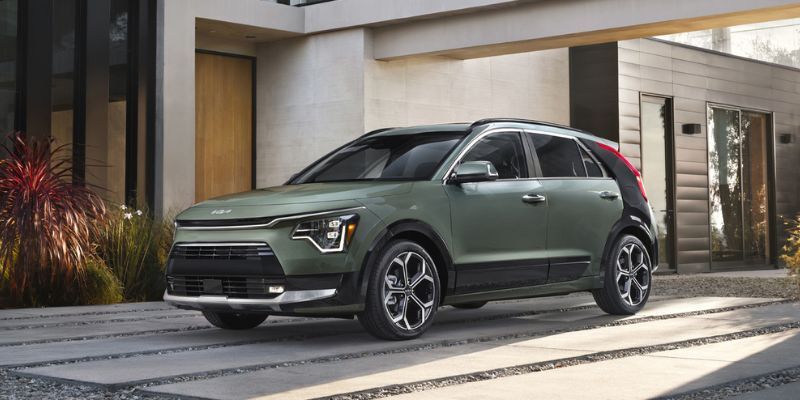 Kia Niro Hybrid exterior front view