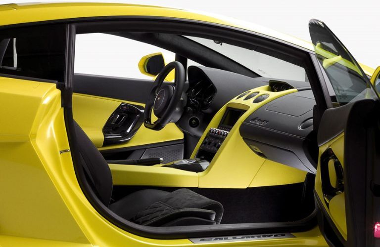 Lamborghini Gallardo interior front look