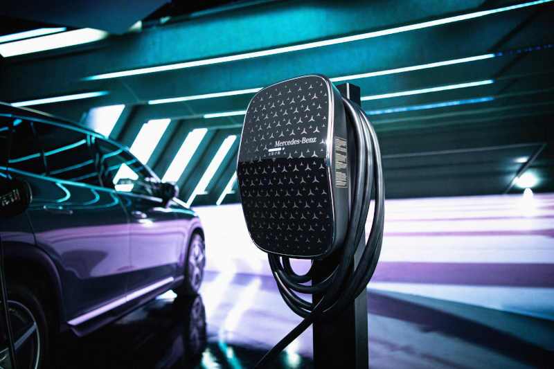 The Mercedes-Benz Wallbox home charging station in a private garage