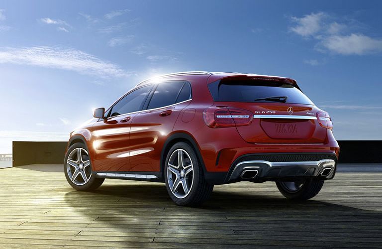 2017 Mercedes-Benz GLA cargo capacity