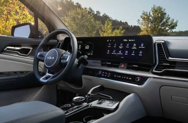 2024 Kia Sportage Hybrid cabin view