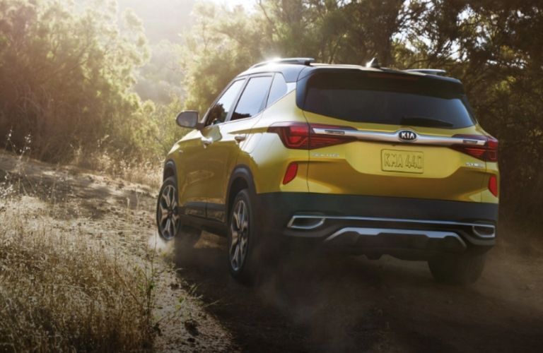 2021 Kia Seltos driving up hill