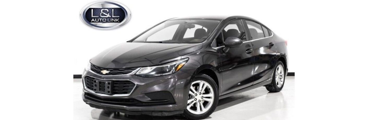 View of the 2017 Chevrolet Cruze LT at the dealership