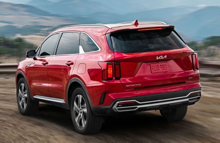 2023 Kia Sorento Hybrid side and back view