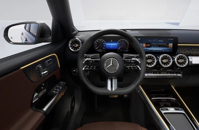 2026 Mercedes-Benz GLB steering wheel