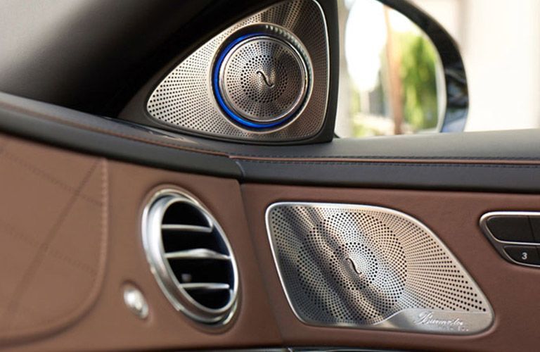 2015 Mercedes-Benz S550 Speakers