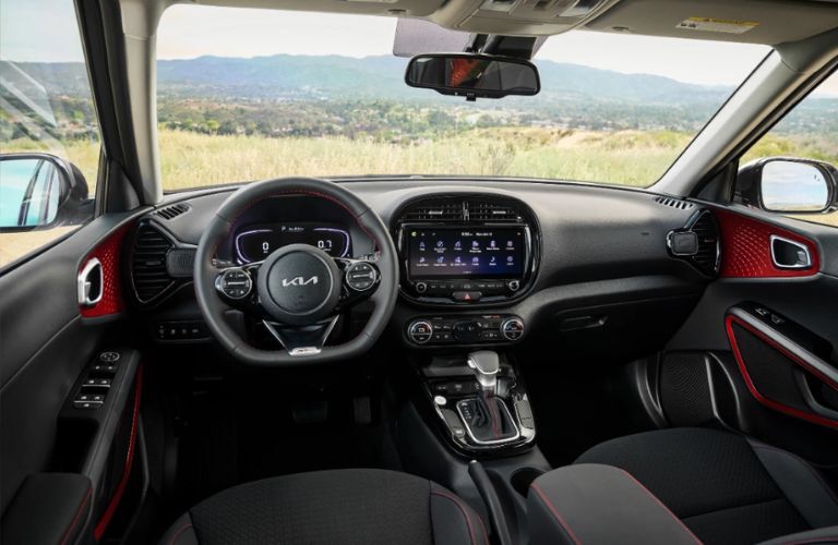 2025 Kia Soul front interior