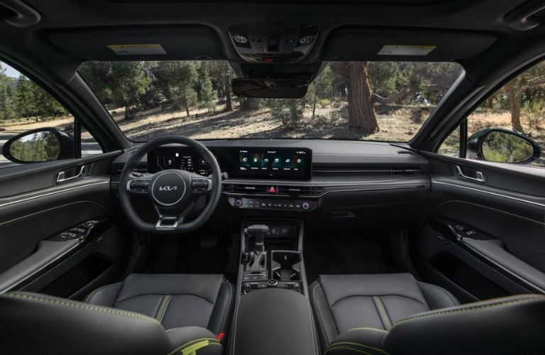 cockpit of the 2026 Kia K5