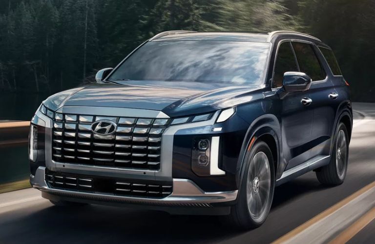 2025 Hyundai Palisade front and side view