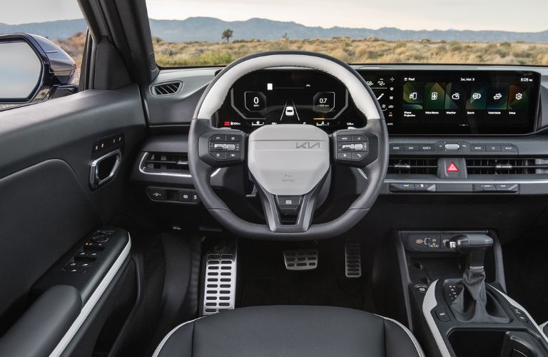 dashboard view of the 2025 Kia K4