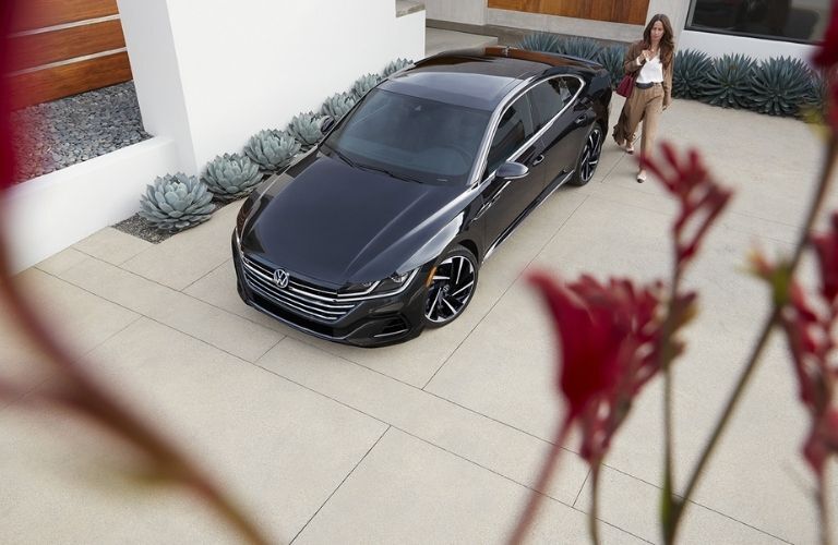 Volkswagen Arteon aerial view image