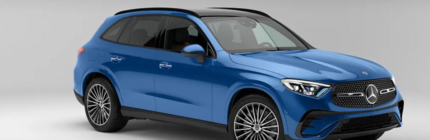 front quarter view of the 2025 Mercedes-Benz GLC 300