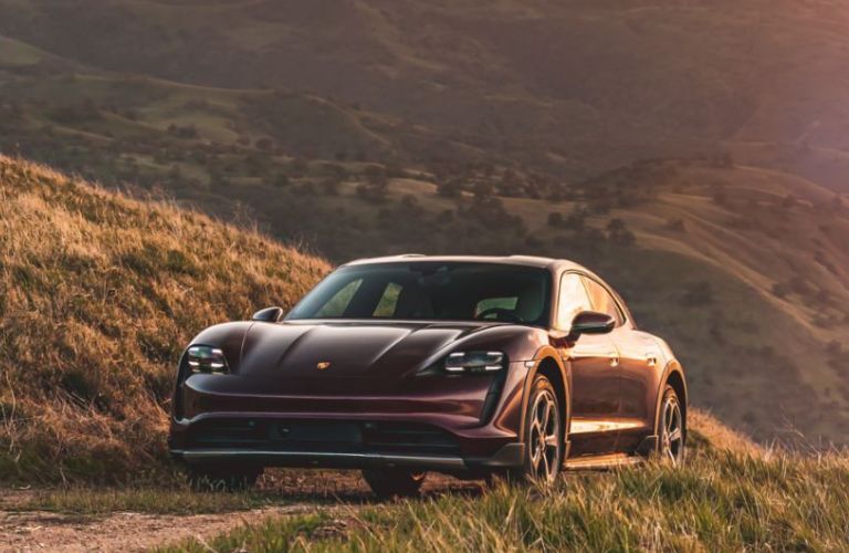 2024 Porsche Taycan Cross Turismo exterior front view