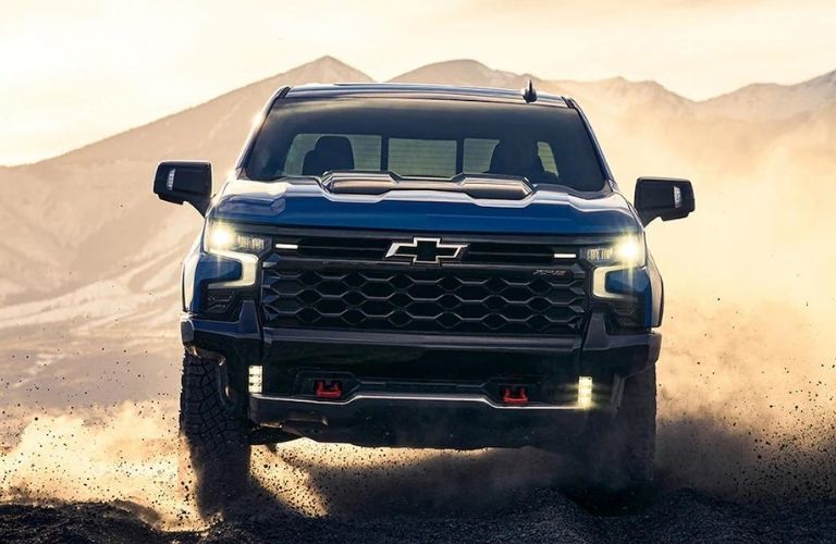 2022 Chevrolet Silverado exterior front look