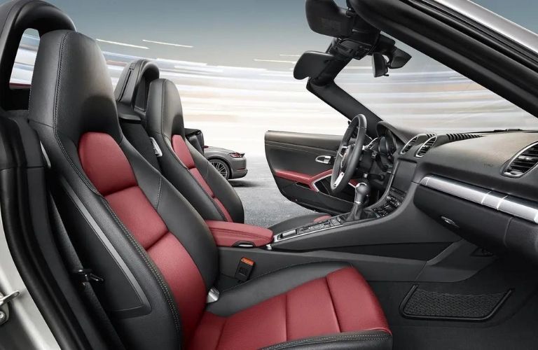 Interior of the 2022 Porsche 718 Cayman