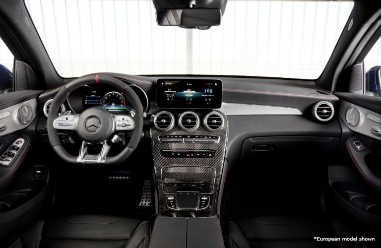 2020 MB GLC interior front cabin steering wheel dashboard